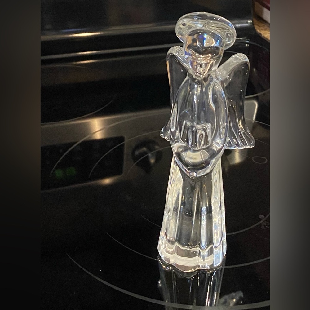 Handicraft CRYSTAL ANGEL FIGURINE 7-1/2" 24% Lead Crystal, Japan